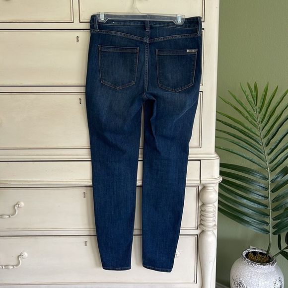 White House Black Market Embellished jeans size 2 - Picture 8 of 8